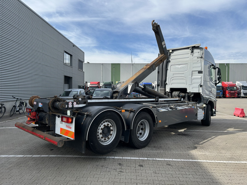 Volvo FH 460 Globetrotter / VDL Hooklift 25 Ton / 636 km / VEB+ / 6x2 / 9 Ton Front Axle - Hook lift truck, Crane truck: picture 2 Volvo FH 460 Globetrotter / VDL Hooklift 25 Ton / 636 km / VEB+ / 6x2 / 9 Ton Front Axle - Hook lift truck, Crane truck: picture 2