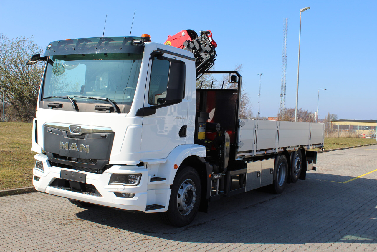MAN TGM 26.320 6×2-4 PK19.001SLD5 Brädgårdsbil - Dropside/ Flatbed truck, Crane truck: picture 1 MAN TGM 26.320 6×2-4 PK19.001SLD5 Brädgårdsbil - Dropside/ Flatbed truck, Crane truck: picture 1