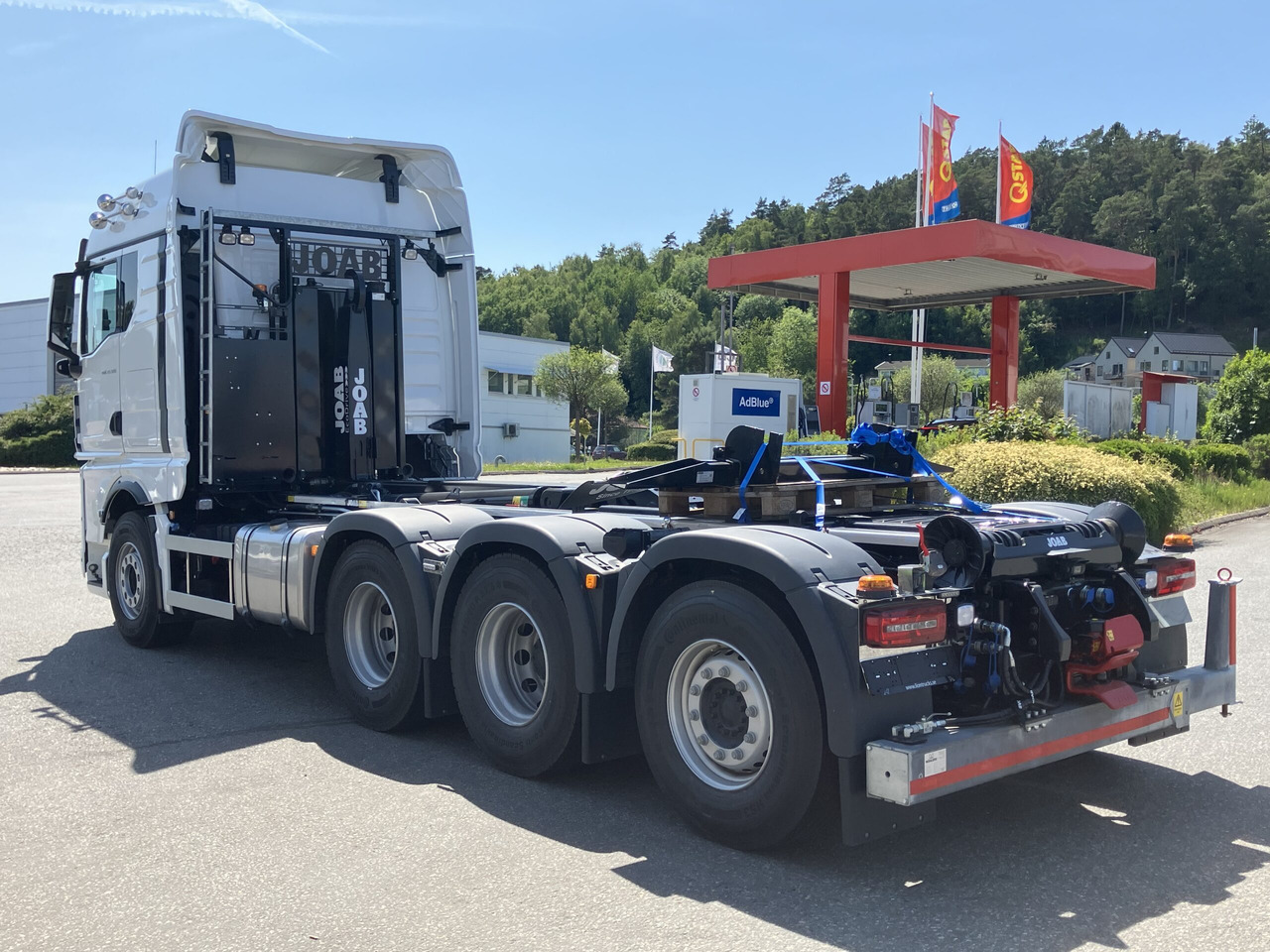 TGX 35.520 8×4-4 Fullplog JOAB - Hook lift truck: picture 4 TGX 35.520 8×4-4 Fullplog JOAB - Hook lift truck: picture 4