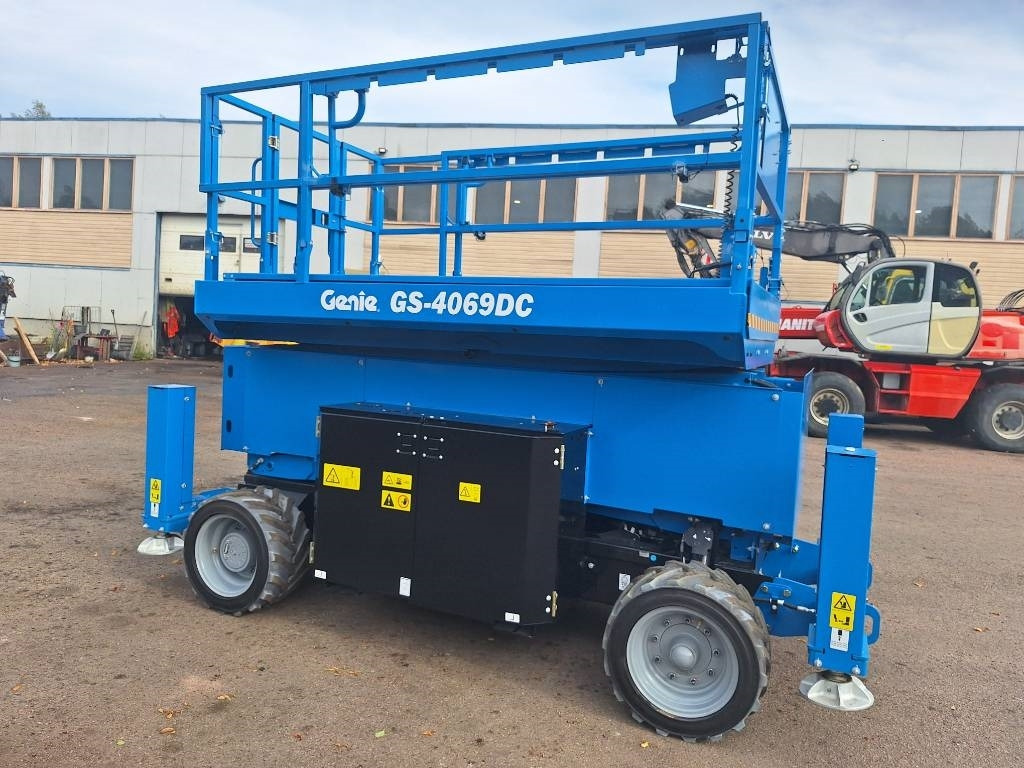 Genie GS-4069 DC - Scissor lift: picture 2 Genie GS-4069 DC - Scissor lift: picture 2