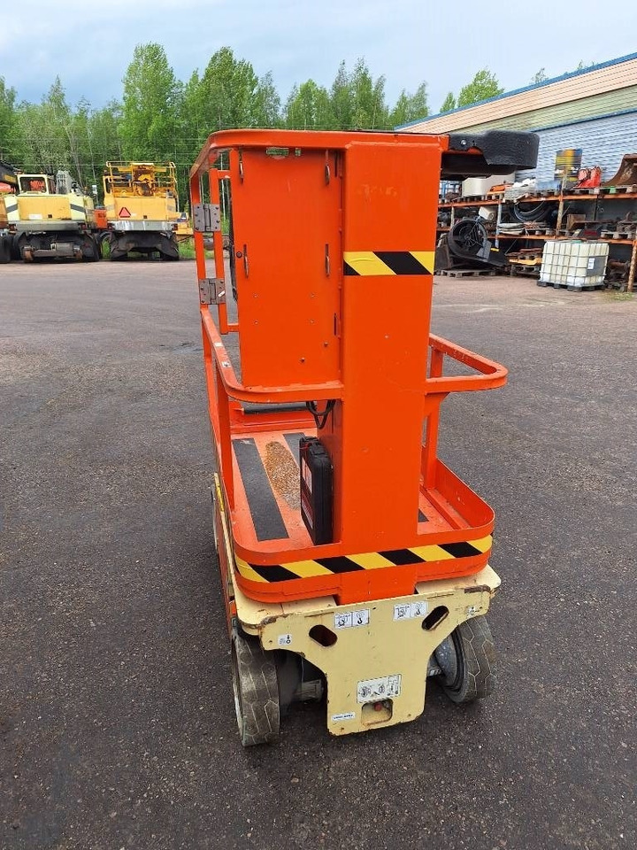 JLG 1230 ES Muuttoale! - Scissor lift: picture 5 JLG 1230 ES Muuttoale! - Scissor lift: picture 5