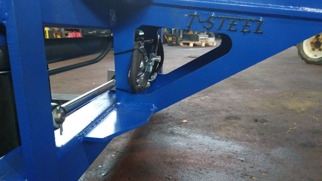 T-Steel Hydrauliset trukkipiikit 5T - Forks for Construction machinery: picture 5 T-Steel Hydrauliset trukkipiikit 5T - Forks for Construction machinery: picture 5