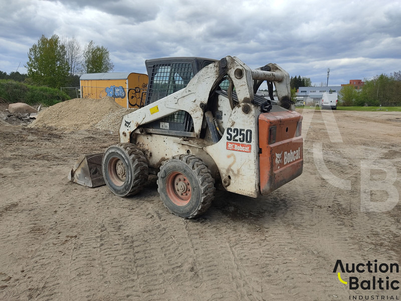 Bobcat S 250 - Skid steer loader: picture 5 Bobcat S 250 - Skid steer loader: picture 5