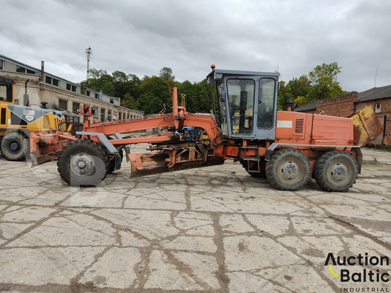 Brianskiy arsenal Brianskij Arsenal GS-14.02 - Grader: picture 4 Brianskiy arsenal Brianskij Arsenal GS-14.02 - Grader: picture 4