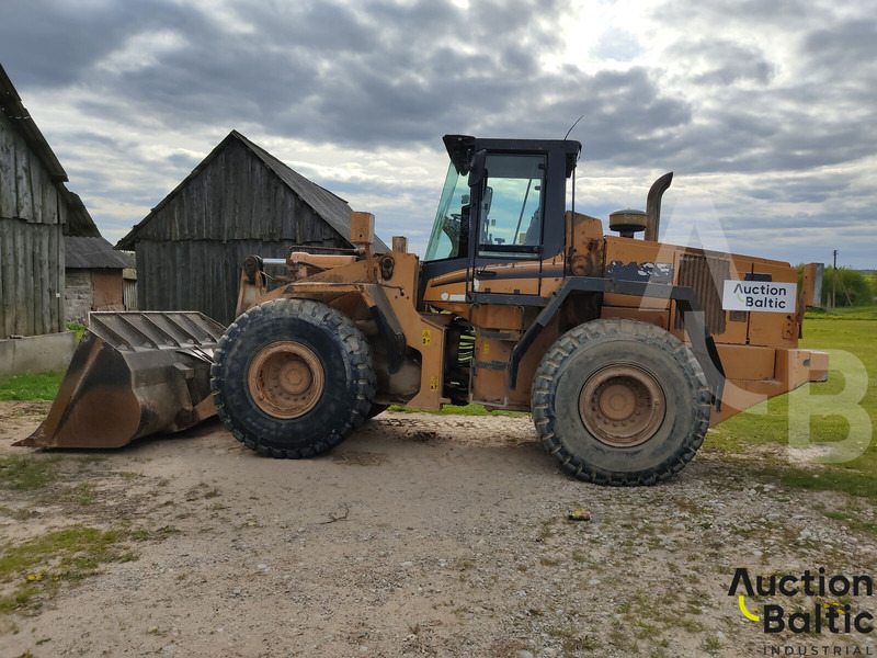 Case 821 C - Wheel loader: picture 3 Case 821 C - Wheel loader: picture 3