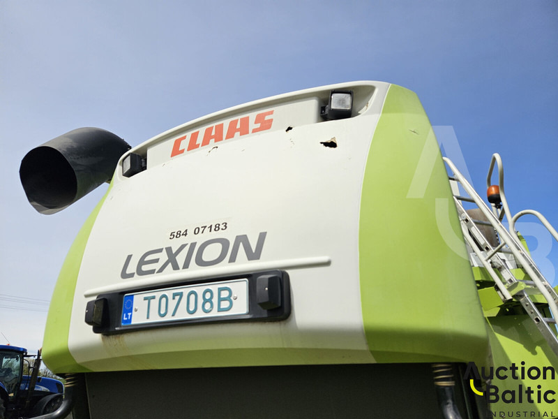 Combine harvester for transportation of food Claas Lexion 550: picture 7
