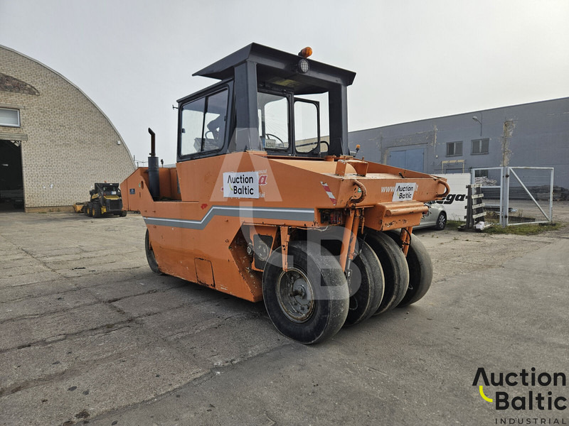 Corinsa CCN 1222 - Pneumatic roller: picture 4 Corinsa CCN 1222 - Pneumatic roller: picture 4