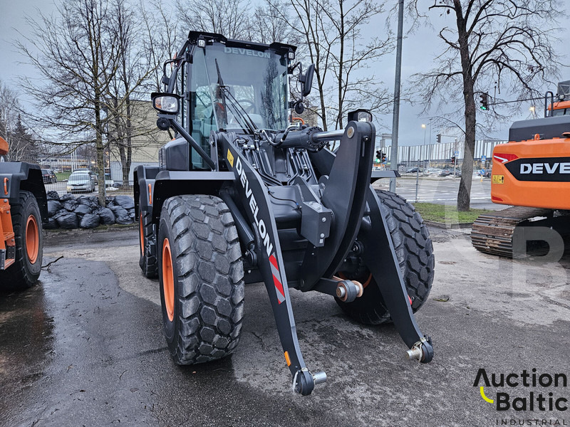 Develon DL250 - Wheel loader: picture 3 Develon DL250 - Wheel loader: picture 3