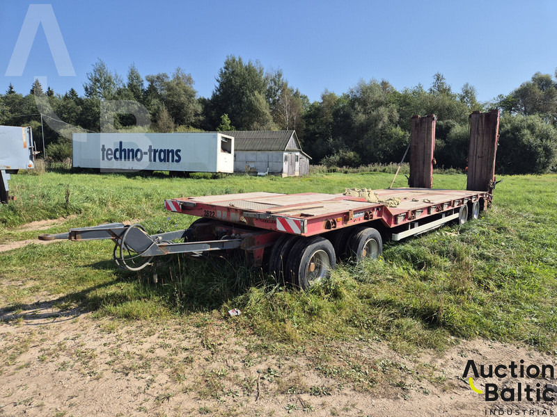 Goldhofer TU 4-2X2-32.80 - Curtainsider semi-trailer: picture 1 Goldhofer TU 4-2X2-32.80 - Curtainsider semi-trailer: picture 1