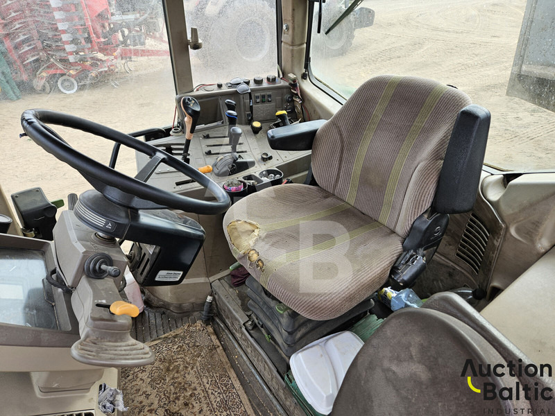 John Deere 6430 - Farm tractor: picture 5 John Deere 6430 - Farm tractor: picture 5