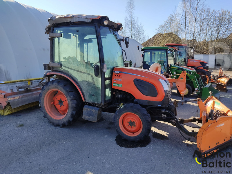 KIOTI CK 4010 - Farm tractor: picture 2 KIOTI CK 4010 - Farm tractor: picture 2