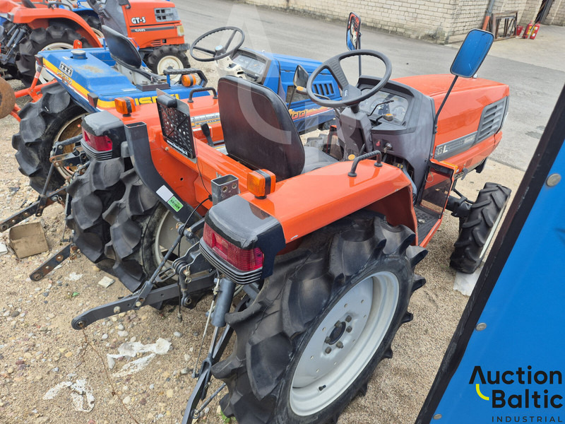 Kubota GL 240 - Farm tractor: picture 4 Kubota GL 240 - Farm tractor: picture 4