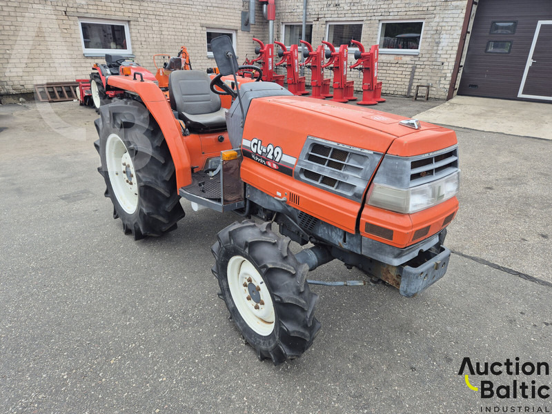 Kubota GL 29 - Farm tractor: picture 1 Kubota GL 29 - Farm tractor: picture 1