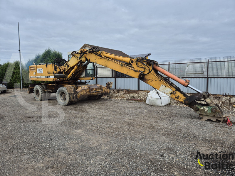 Liebherr A 902 Litronic - Wheel excavator: picture 1 Liebherr A 902 Litronic - Wheel excavator: picture 1