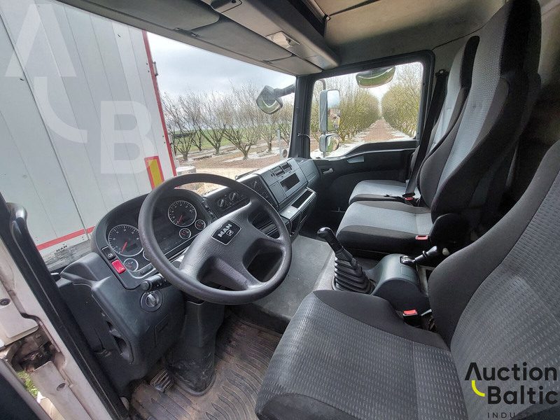 MAN TGL8.180 - Box truck: picture 5 MAN TGL8.180 - Box truck: picture 5
