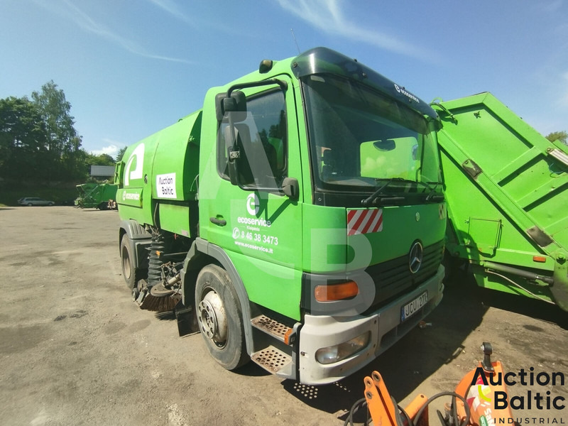 Mercedes-Benz Atego 1318 - Road sweeper: picture 1 Mercedes-Benz Atego 1318 - Road sweeper: picture 1