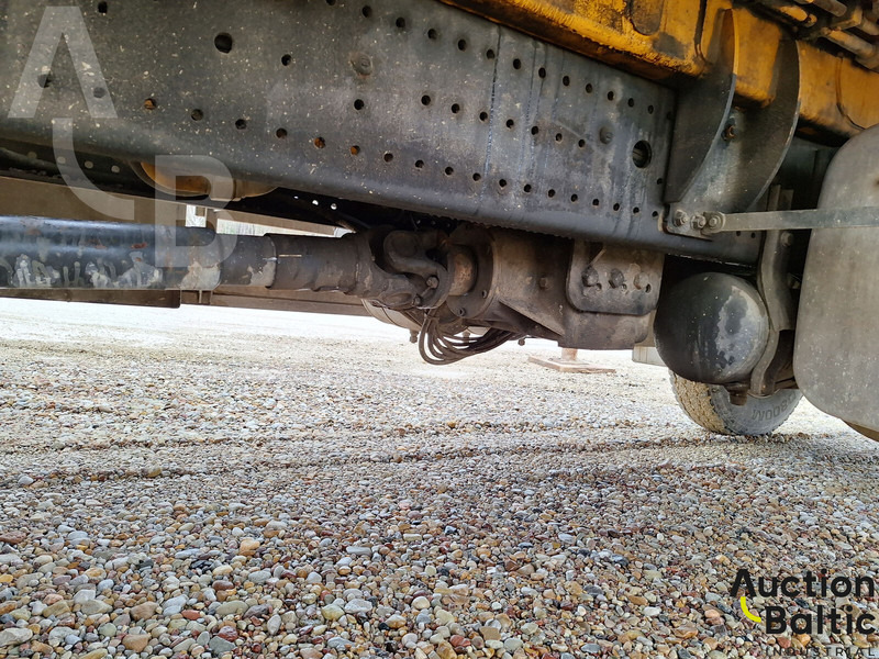 Stationary concrete pump Mercedes-Benz Axor 2628: picture 17