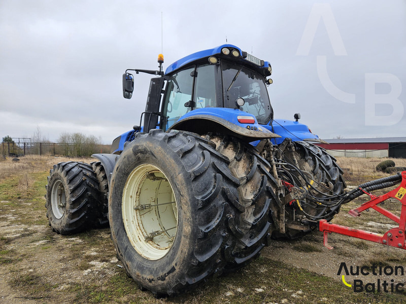 New Holland T 8.410 - Farm tractor: picture 4 New Holland T 8.410 - Farm tractor: picture 4