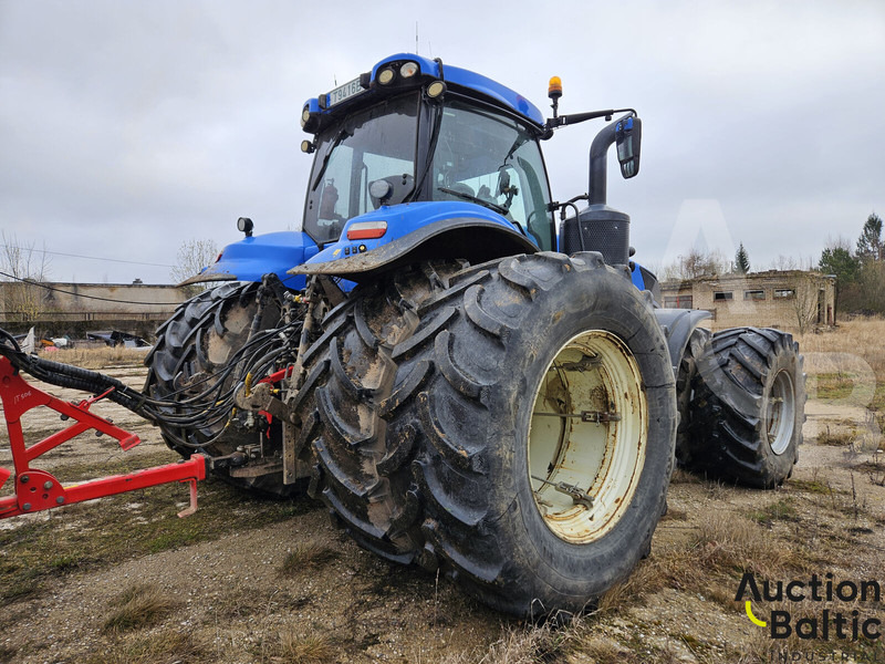 New Holland T 8.410 - Farm tractor: picture 3 New Holland T 8.410 - Farm tractor: picture 3