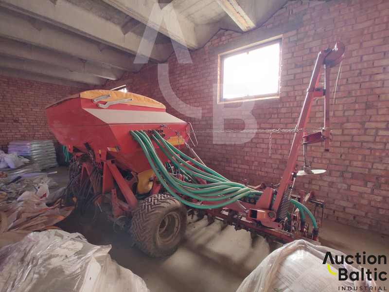 PNEUSEJ 6MV48 - Combine seed drill: picture 2 PNEUSEJ 6MV48 - Combine seed drill: picture 2