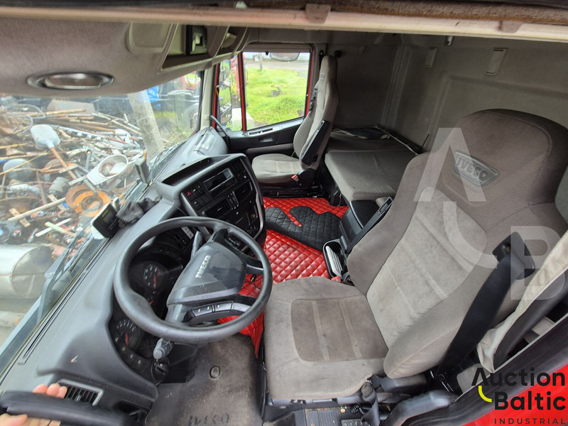 Iveco AS 440 T/P - Tractor unit: picture 5 Iveco AS 440 T/P - Tractor unit: picture 5