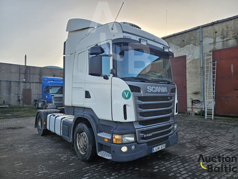 Scania R 440 A - Tractor unit: picture 2 Scania R 440 A - Tractor unit: picture 2