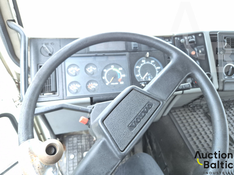 Volvo FL6 - Tank truck: picture 5 Volvo FL6 - Tank truck: picture 5