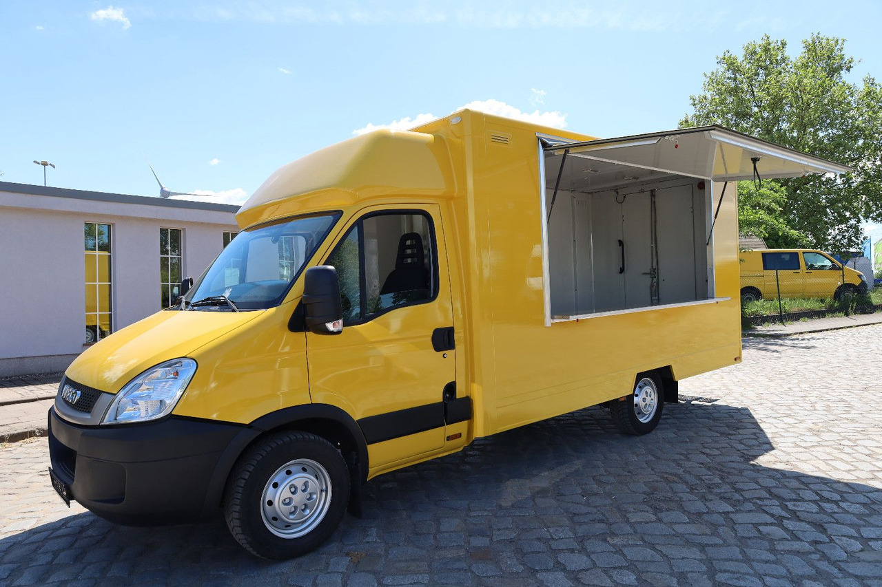 Iveco C30C/ FOODTRUCK - Box van: picture 3 Iveco C30C/ FOODTRUCK - Box van: picture 3