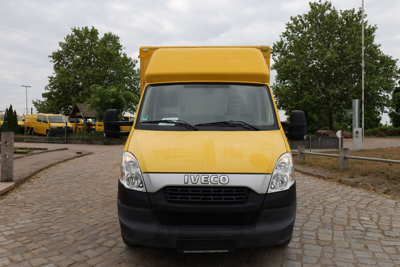 Iveco Daily/ Regalsystem/Luftfeder/KURZ - Box van: picture 3 Iveco Daily/ Regalsystem/Luftfeder/KURZ - Box van: picture 3