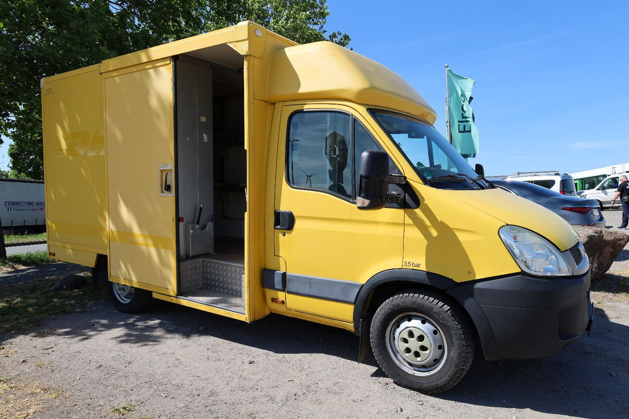 Iveco Daily/ Regalsystem/Luftfeder/KURZ - Box van: picture 5 Iveco Daily/ Regalsystem/Luftfeder/KURZ - Box van: picture 5