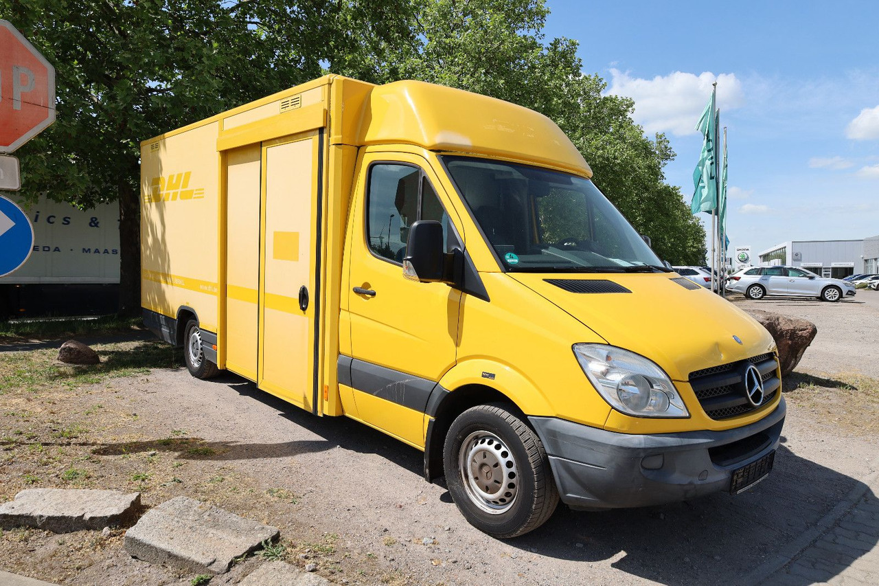 Mercedes-Benz Sprinter II Pritsche/ Koffer/Regalsystem - Box van: picture 2 Mercedes-Benz Sprinter II Pritsche/ Koffer/Regalsystem - Box van: picture 2