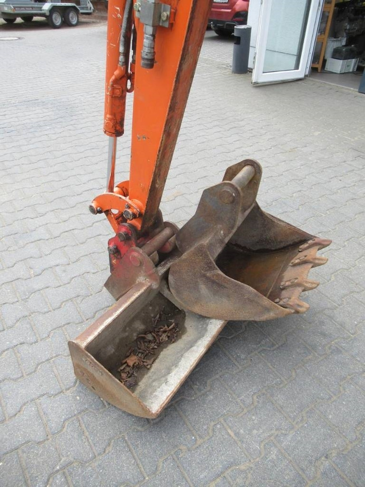 Hitachi ZX 18-3 CLR - Mini excavator: picture 4 Hitachi ZX 18-3 CLR - Mini excavator: picture 4