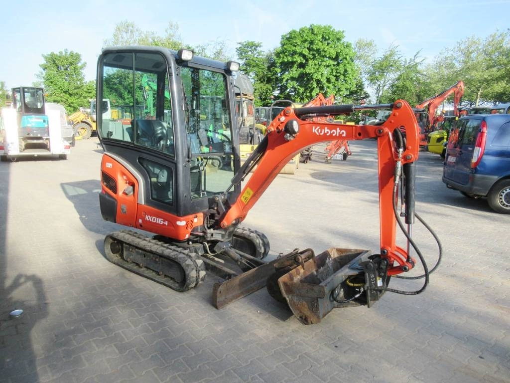 Kubota KX016-4 hydr. Schwenklöffel - Mini excavator: picture 2 Kubota KX016-4 hydr. Schwenklöffel - Mini excavator: picture 2
