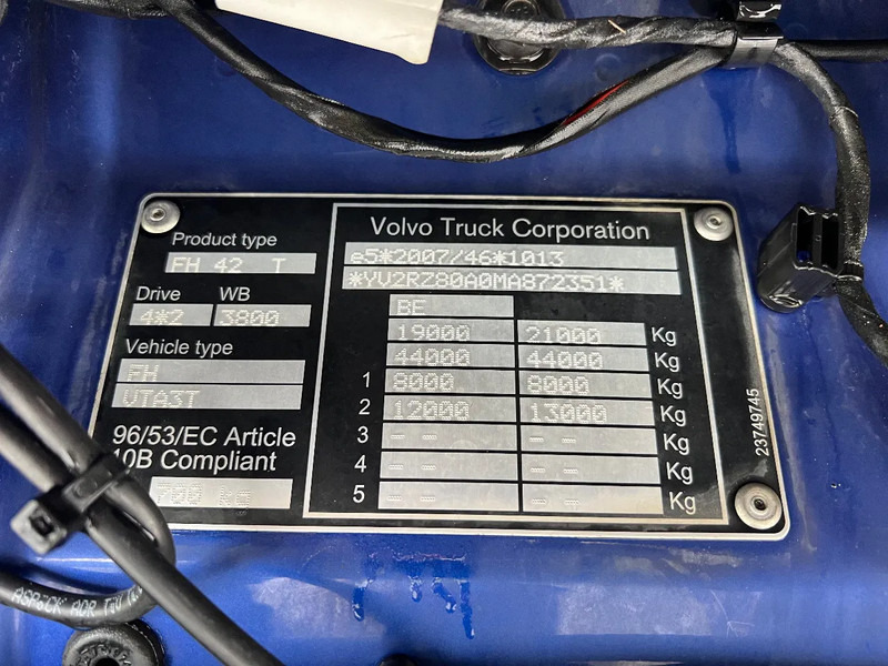Volvo FH 460 LNG+Diesel full options 2021 model - Tractor unit: picture 4 Volvo FH 460 LNG+Diesel full options 2021 model - Tractor unit: picture 4