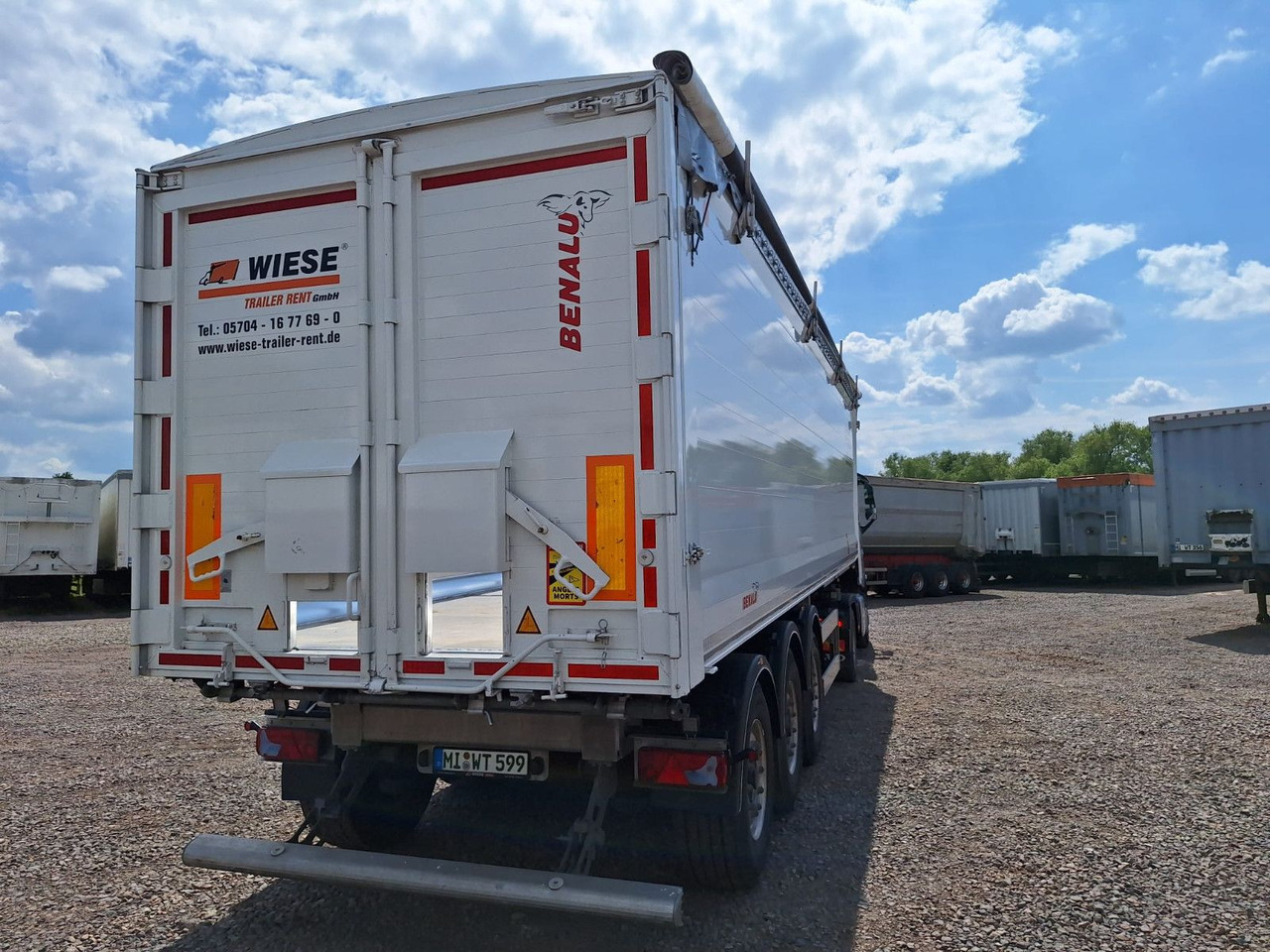 Benalu Bulkliner S 95 50m³ Kombiklappe - Tipper semi-trailer: picture 2 Benalu Bulkliner S 95 50m³ Kombiklappe - Tipper semi-trailer: picture 2