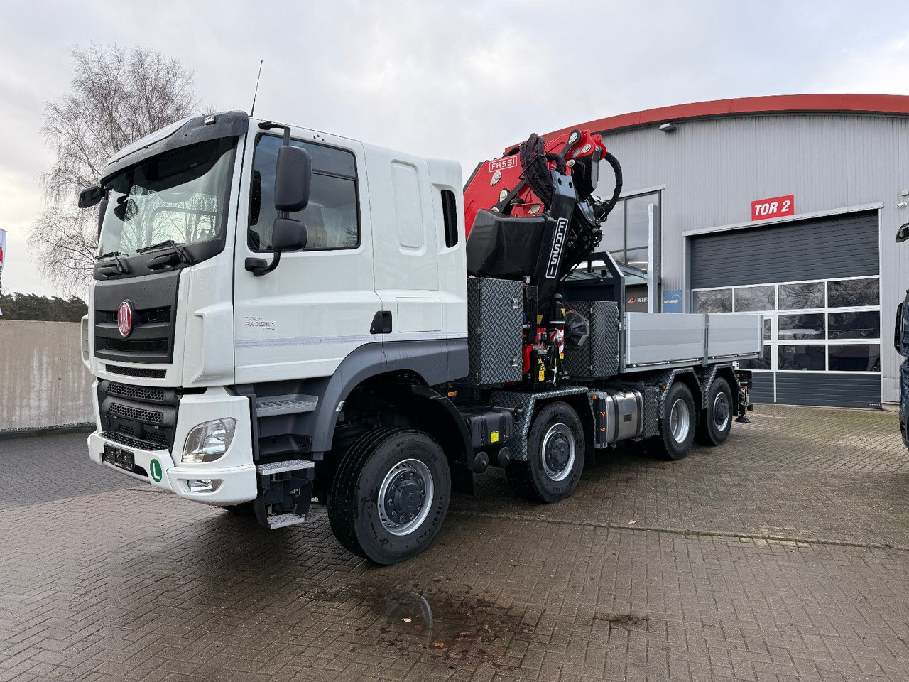 Tatra 41.500 8x8 Phoenix Fassi F710 Kran - Crane truck: picture 2 Tatra 41.500 8x8 Phoenix Fassi F710 Kran - Crane truck: picture 2