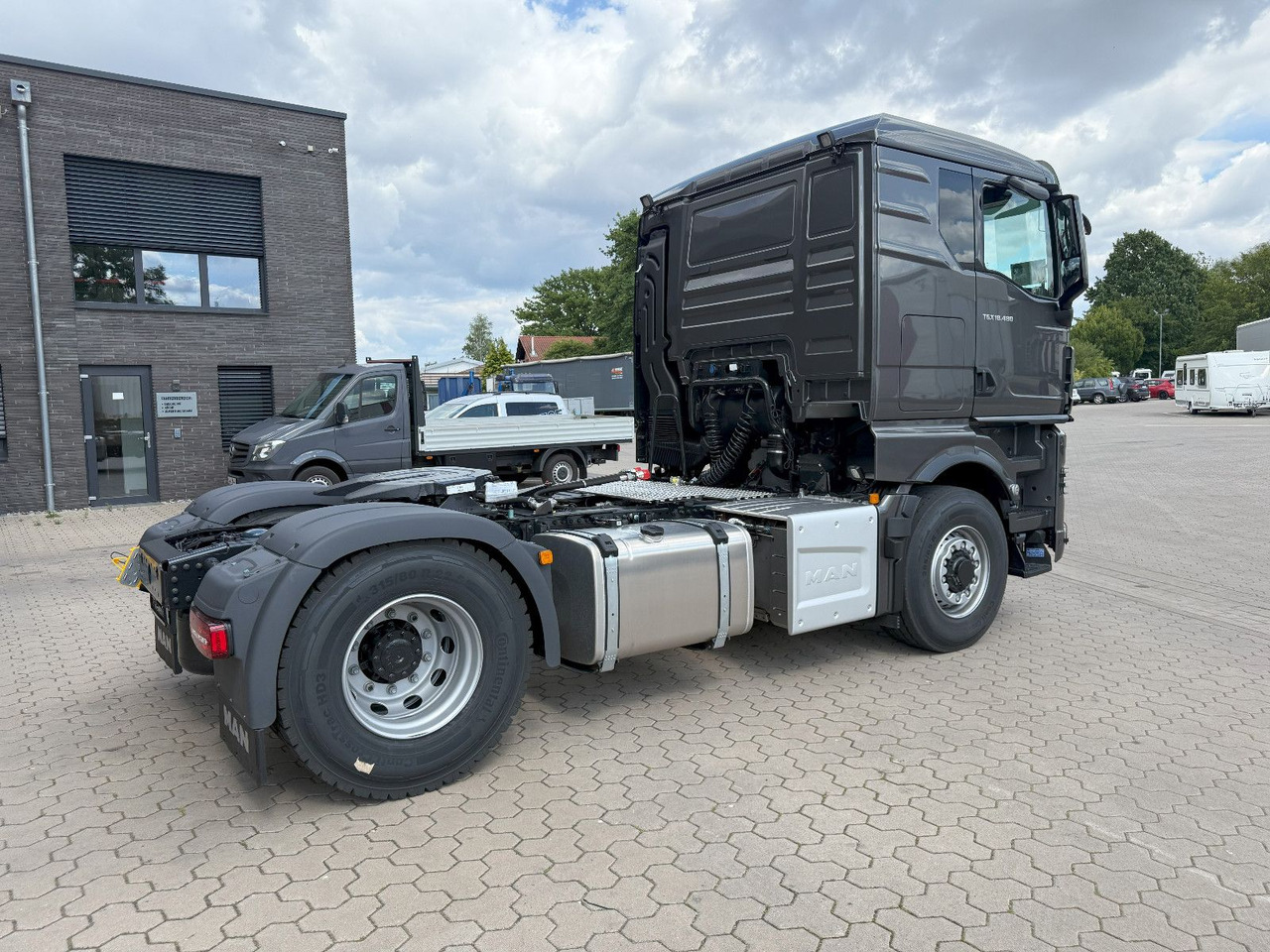 MAN TGX 18.480 4x2 HydroDrive Allrad mit Hydraulik - Tractor unit: picture 3 MAN TGX 18.480 4x2 HydroDrive Allrad mit Hydraulik - Tractor unit: picture 3
