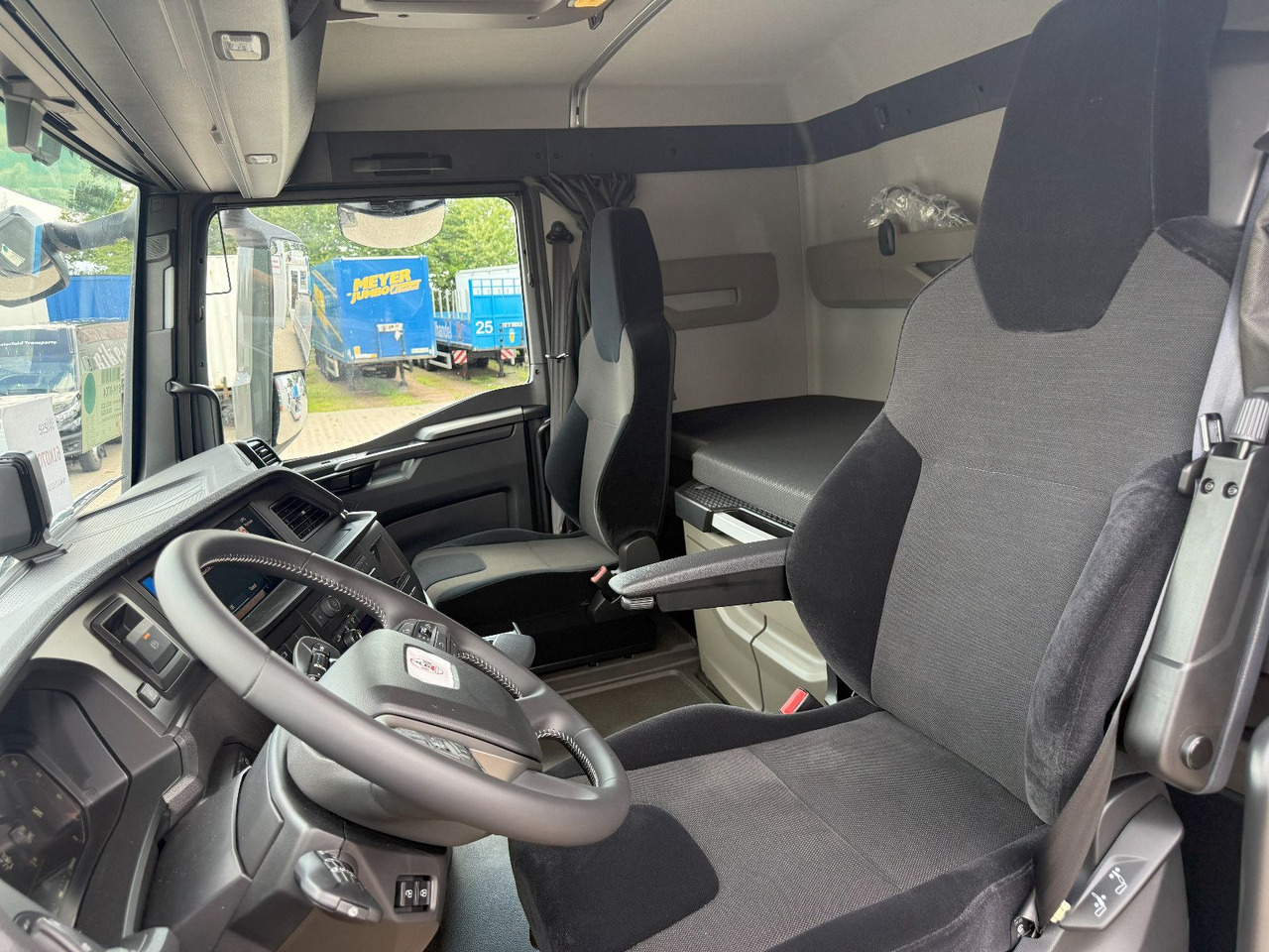 MAN TGX 18.480 4x4H HydroDrive mit Hydraulik - Tractor unit: picture 5 MAN TGX 18.480 4x4H HydroDrive mit Hydraulik - Tractor unit: picture 5
