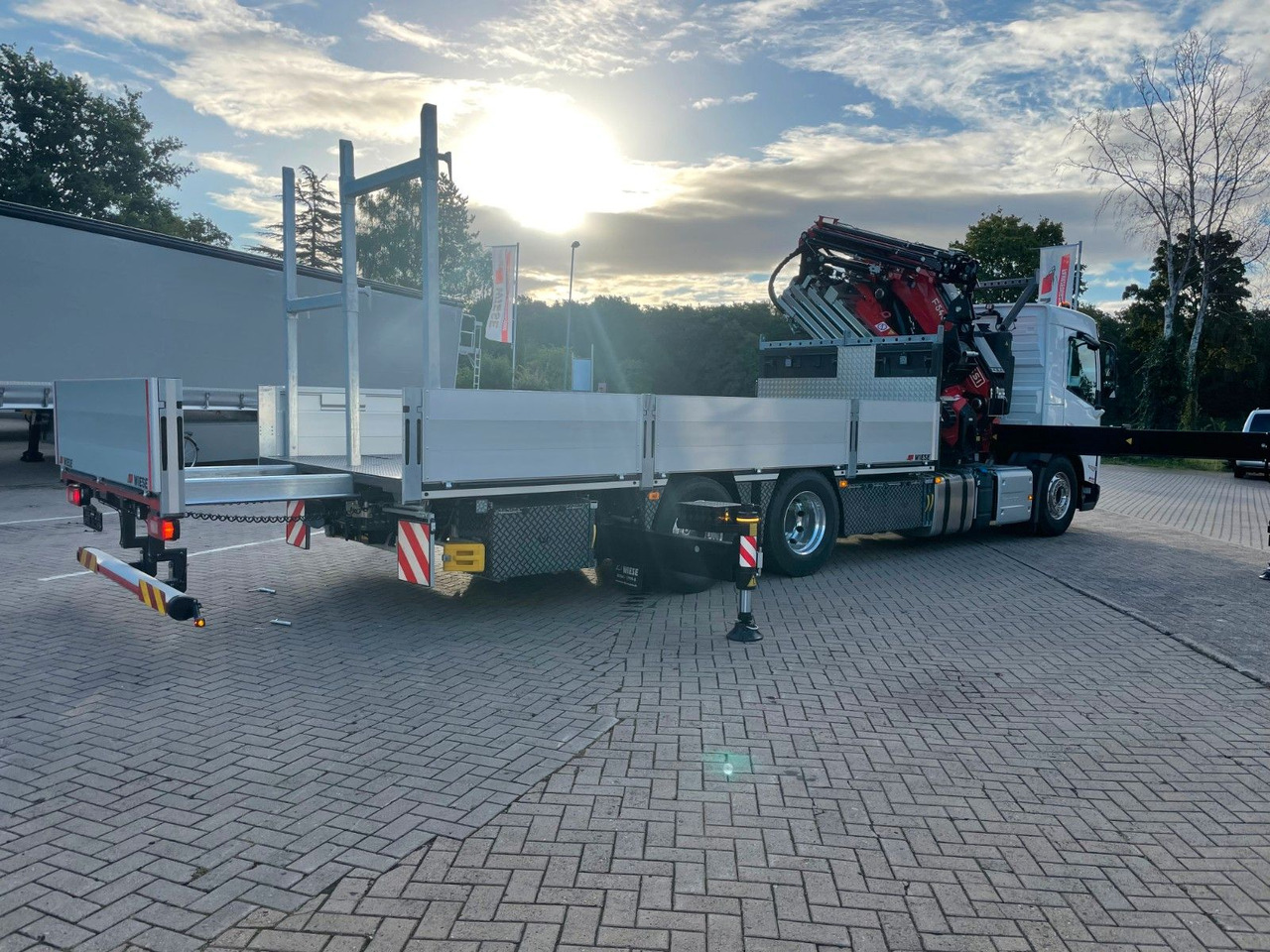 Volvo FMX 500 FASSI Ladekran F545 JIB & Winde Sofort - Dropside/ Flatbed truck, Crane truck: picture 5 Volvo FMX 500 FASSI Ladekran F545 JIB & Winde Sofort - Dropside/ Flatbed truck, Crane truck: picture 5
