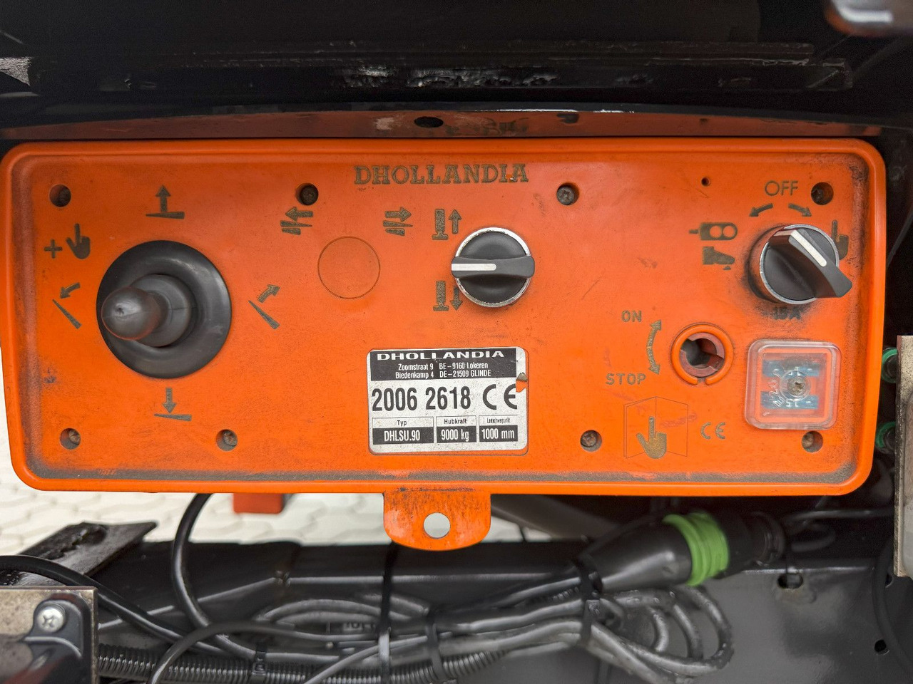 Low loader semi-trailer Wiese Mega Schiebeplane mit Dhollandia Rampe 9t: picture 10