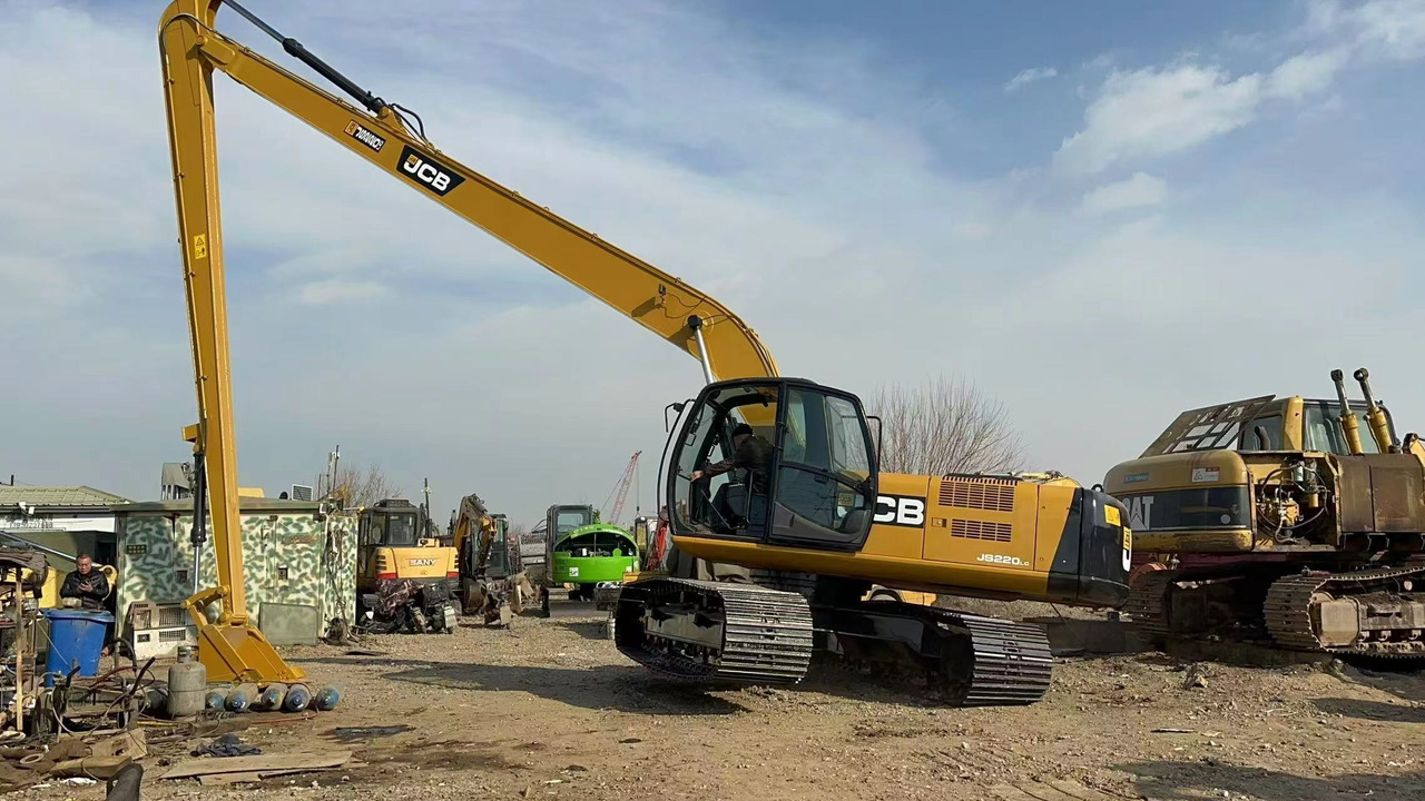 JCB JS220LC - Crawler excavator: picture 4 JCB JS220LC - Crawler excavator: picture 4