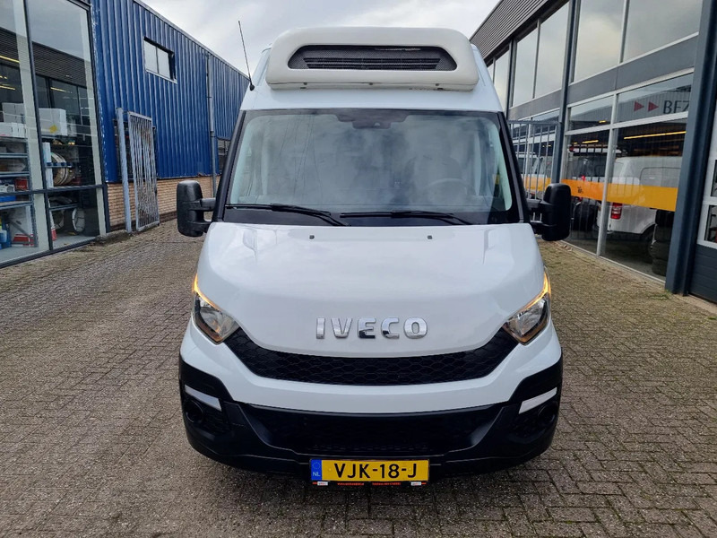 Iveco Daily 35S17 3.0D Koelwagen TK V300MAX st 230V +20C / -20C - Refrigerated van: picture 3 Iveco Daily 35S17 3.0D Koelwagen TK V300MAX st 230V +20C / -20C - Refrigerated van: picture 3