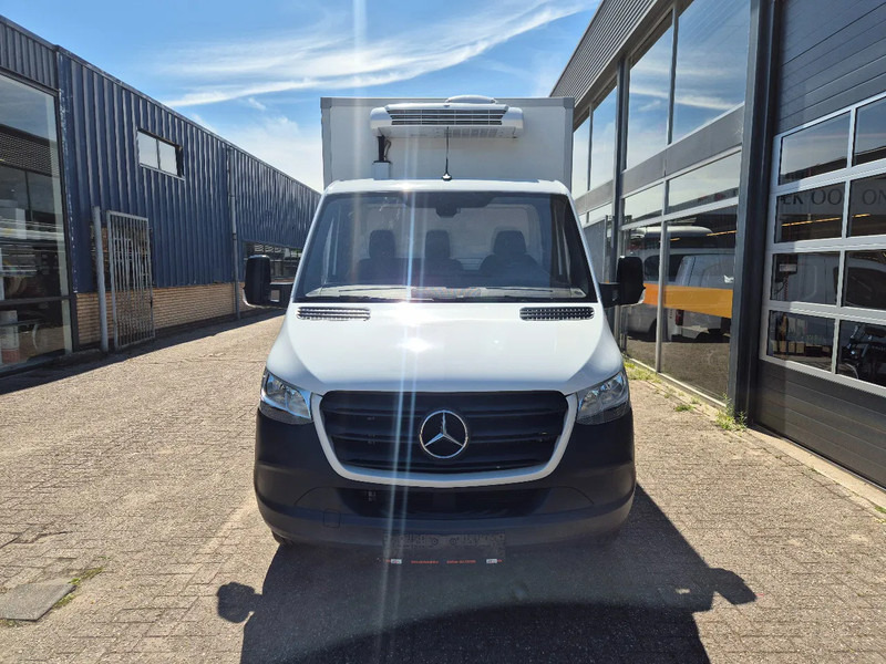 Mercedes-Benz Sprinter 315 CDI/ Kuhlkoffer/ TK V300 MAX/ LBW/ Stby230 - Refrigerated van: picture 4 Mercedes-Benz Sprinter 315 CDI/ Kuhlkoffer/ TK V300 MAX/ LBW/ Stby230 - Refrigerated van: picture 4