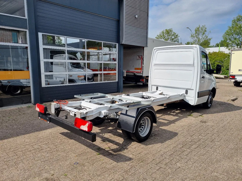 Mercedes-Benz Sprinter 516 CDI Chassis Cabine 4.33 WB GVW 3500 kg Euro 6 - Flatbed van: picture 2 Mercedes-Benz Sprinter 516 CDI Chassis Cabine 4.33 WB GVW 3500 kg Euro 6 - Flatbed van: picture 2