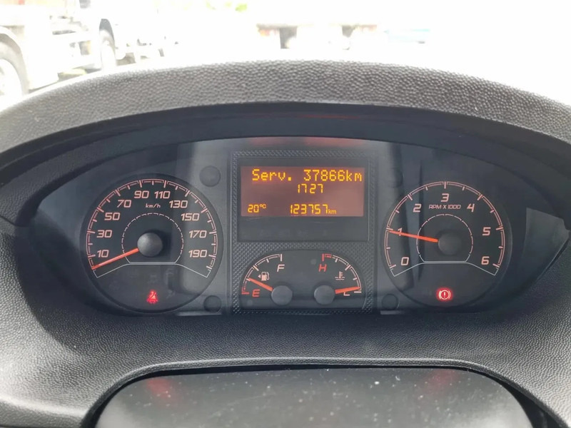 Panel van Peugeot Boxer 435 2.0 HDI L3H2 Pro/ Airco/ Navi/ Imperiaal: picture 17 Panel van Peugeot Boxer 435 2.0 HDI L3H2 Pro/ Airco/ Navi/ Imperiaal: picture 17