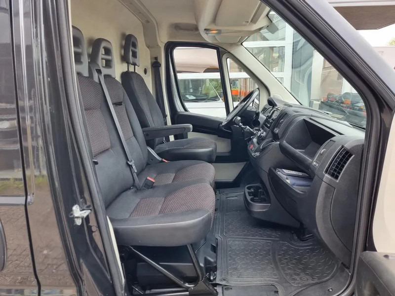 Panel van Peugeot Boxer 435 2.0 HDI L3H2 Pro/ Airco/ Navi/ Imperiaal: picture 7 Panel van Peugeot Boxer 435 2.0 HDI L3H2 Pro/ Airco/ Navi/ Imperiaal: picture 7