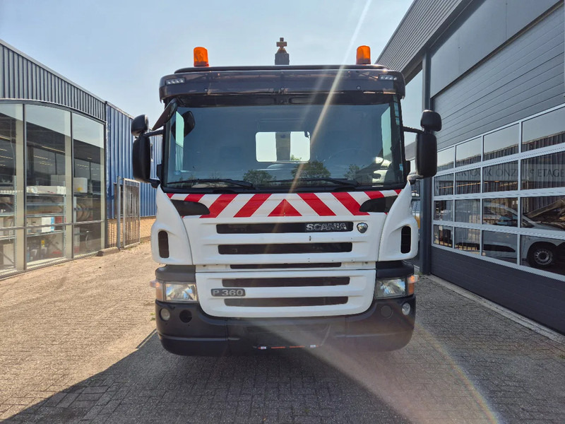 Scania P360 6X4 Containersysteem/ 21T Multilift/ Adjustable Hook - Hook lift truck: picture 4 Scania P360 6X4 Containersysteem/ 21T Multilift/ Adjustable Hook - Hook lift truck: picture 4