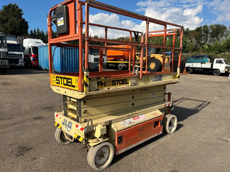 JLG 2646-E !!! LOW HOURS !!! - Scissor lift: picture 1 JLG 2646-E !!! LOW HOURS !!! - Scissor lift: picture 1