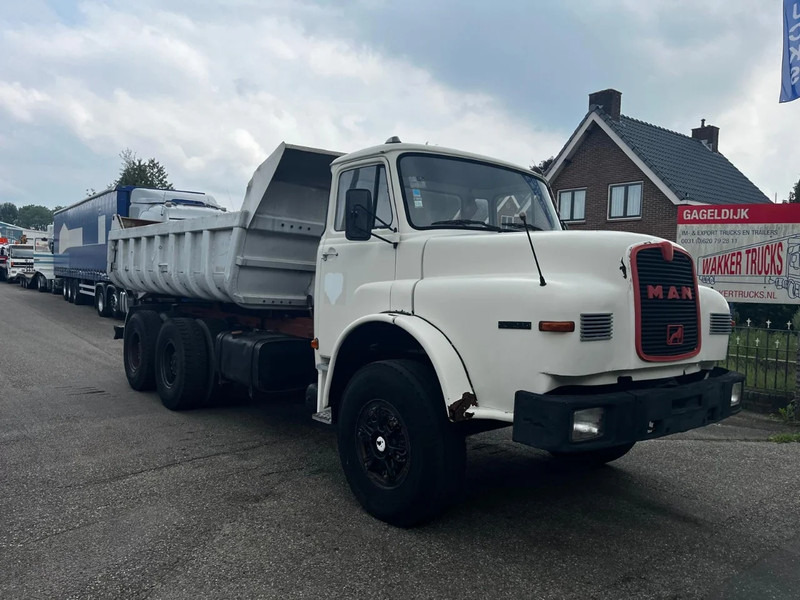 MAN 32.240 6x4 FULL STEEL SPRING KIPPER MANUAL GEARBOX - Tipper: picture 2 MAN 32.240 6x4 FULL STEEL SPRING KIPPER MANUAL GEARBOX - Tipper: picture 2