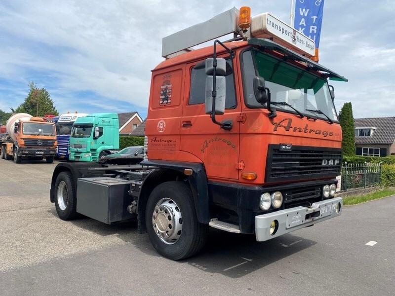 DAF 2300 NEW CONDITION DAF 2300 TRUCKHEAD - Tractor unit: picture 2 DAF 2300 NEW CONDITION DAF 2300 TRUCKHEAD - Tractor unit: picture 2